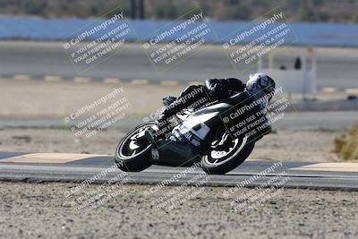 media/Nov-16-2025-Race Pace (Sun) [[8c5fa54630]]/Verified Riders/3-Turn 14 (1045am)/